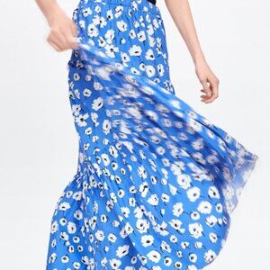 Zara 100% Cotton Blue and White Floral Tiered Maxi Skirt Size M Medium